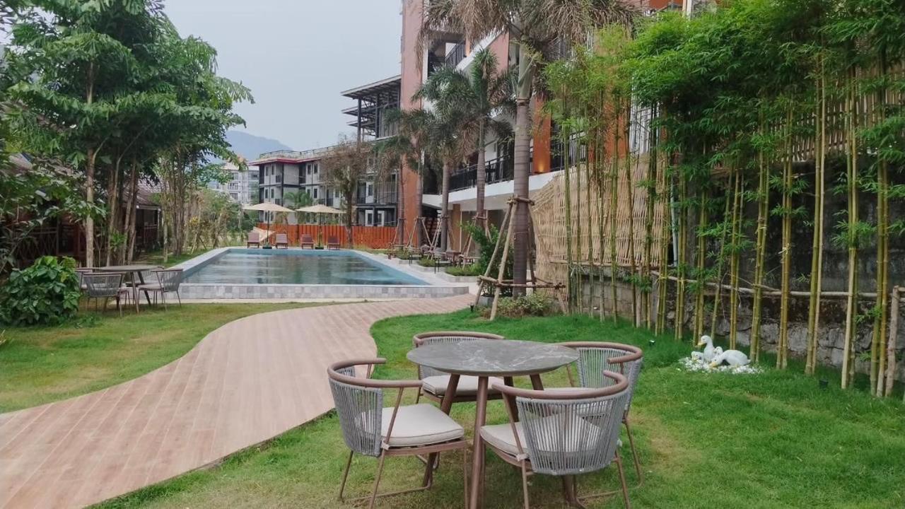 Vang Vieng Bungalows Buitenkant foto